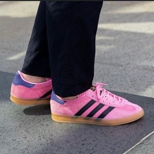 *** SOLD *** Adidas Gazelle Indoor Shoes 'Bliss Pink Core Black' IE7002
